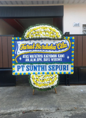 Papan Bunga Duka di Belo